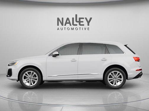 2025 Audi Q7 45 Premium Plus