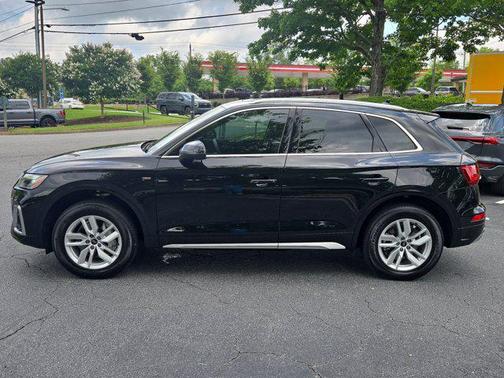 2024 Audi Q5 45 S line Premium