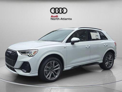2025 Audi Q3 Premium 45 TFSI S line quattro Tiptronic