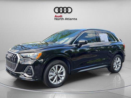 2022 Audi Q3 45 S line Premium