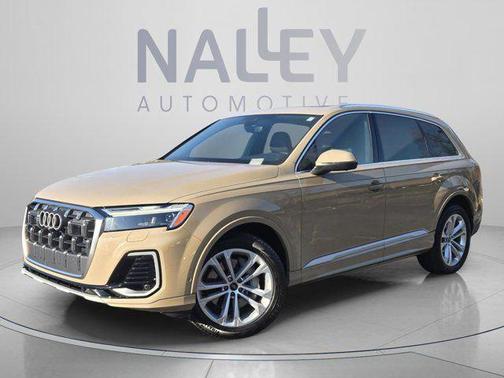 Sakhir Gold Metallic 2025 Audi Q7 55 Premium Plus