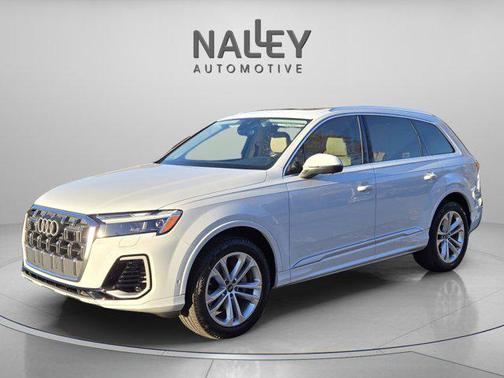 2025 Audi Q7 55 Premium Plus