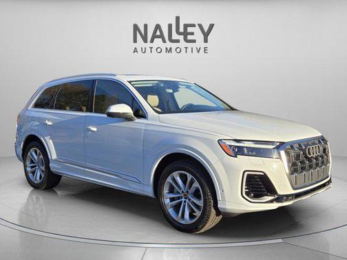 2025 Audi Q7 55 Premium Plus