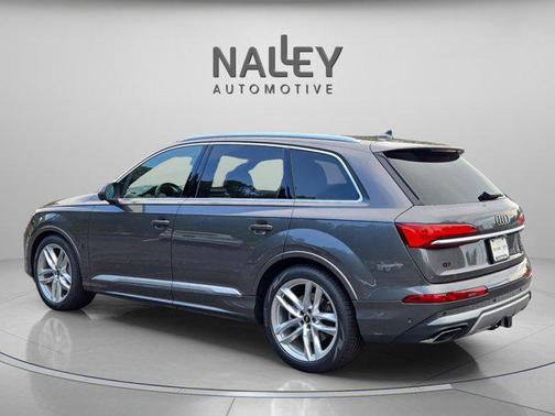 2025 Audi Q7 55 Premium Plus