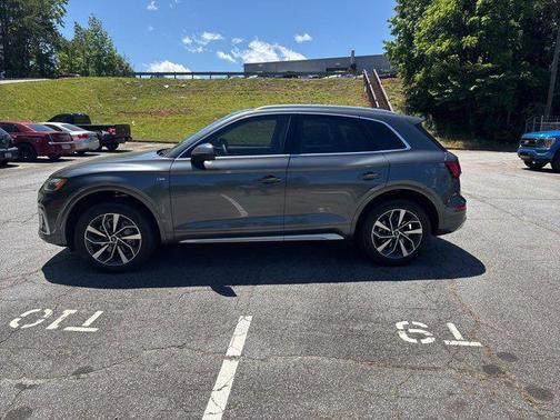 2023 Audi Q5 45 S line Premium Plus