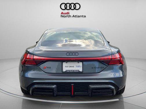 2025 Audi RS e-tron GT performance