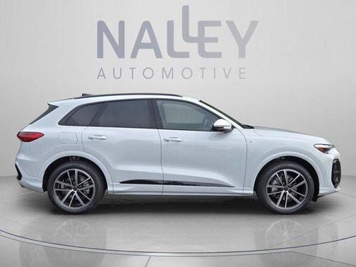 Glacier White Metallic 2026 Audi Q5 Prestige TFSI quattro S tronic