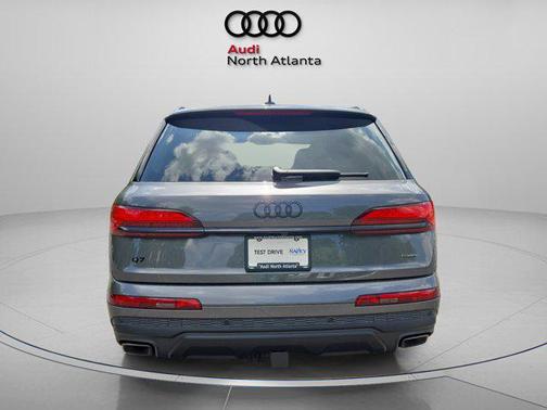 2025 Audi Q7 55 Premium Plus