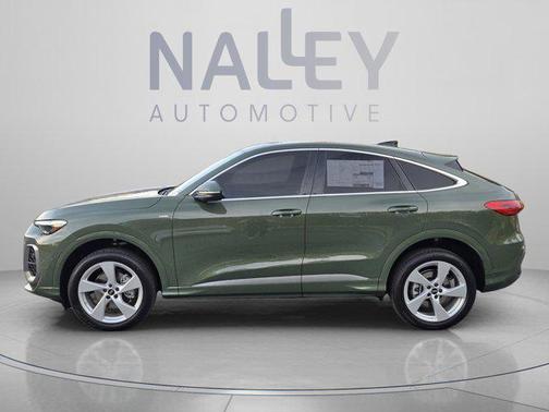 District Green Metallic 2026 Audi Q5 Sportback Premium Plus TFSI quattro S tronic