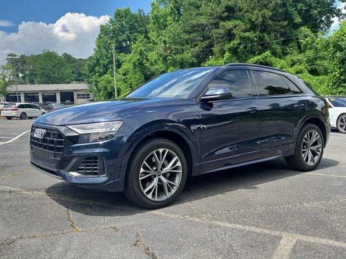 2023 Audi Q8 55 Premium