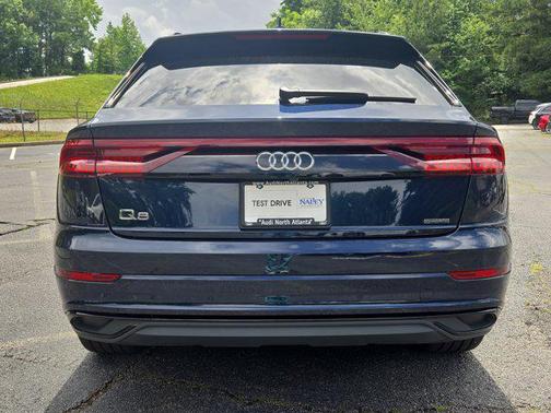 2023 Audi Q8 55 Premium