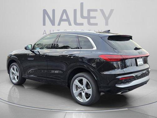 Mythos Black Metallic 2025 Audi Q5 Prestige TFSI quattro S tronic