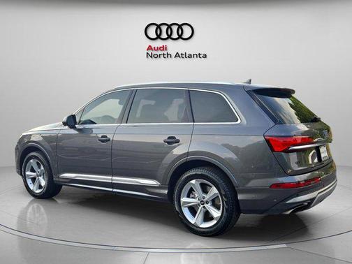 2025 Audi Q7 45 Premium