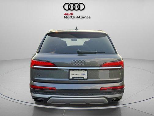 2025 Audi Q7 45 Premium