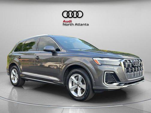 2025 Audi Q7 45 Premium