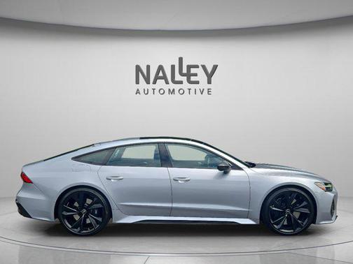 2023 Audi RS 7 4.0T