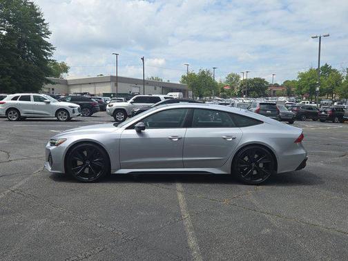 2023 Audi RS 7 4.0T