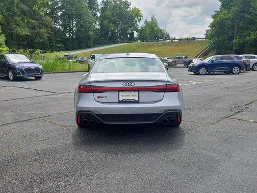 2023 Audi RS 7 4.0T