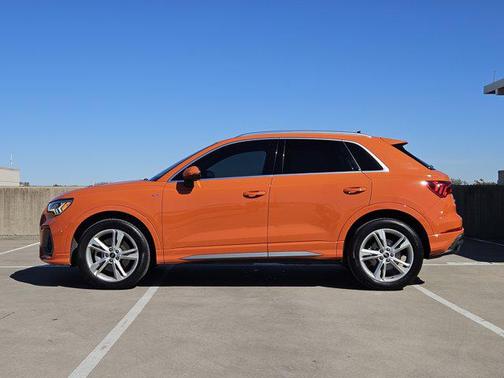 2022 Audi Q3 45 S line Premium Plus