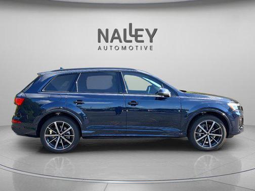 2025 Audi Q7 45 Premium Plus