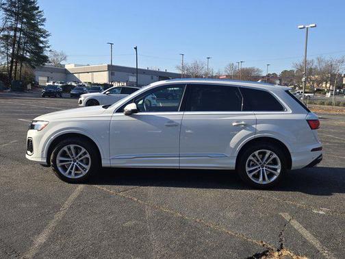 2025 Audi Q7 55 Premium Plus