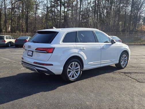 2025 Audi Q7 55 Premium Plus