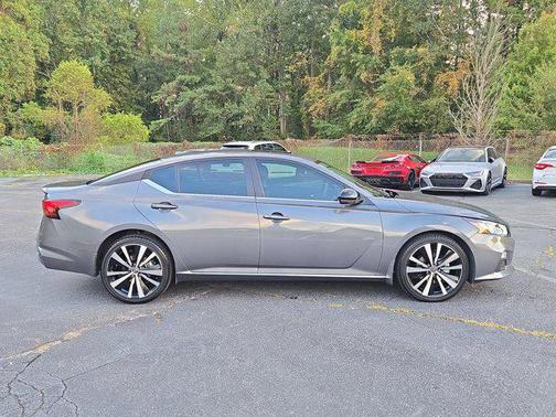 2019 Nissan Altima 2.5 SR