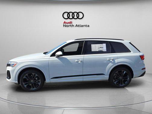 2025 Audi Q7 55 Premium Plus