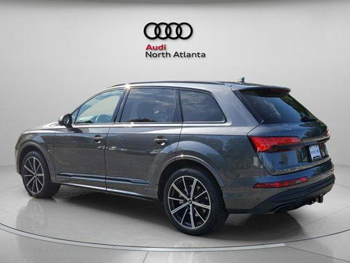 2025 Audi Q7 45 Premium Plus