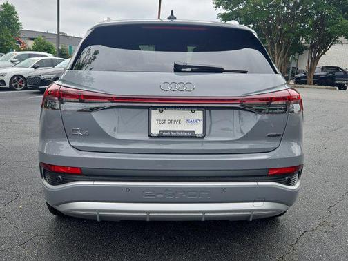 2025 Audi Q4 e-tron Premium Plus 55 quattro
