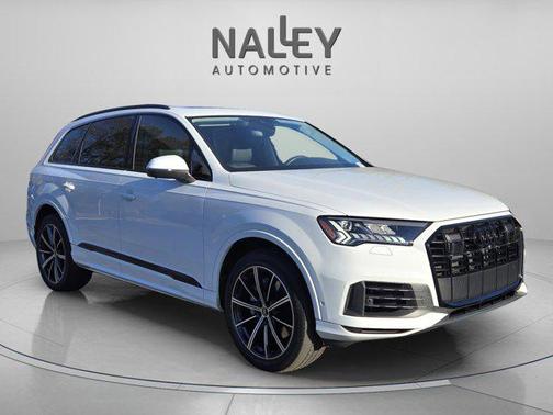 2023 Audi Q7 55 Premium Plus