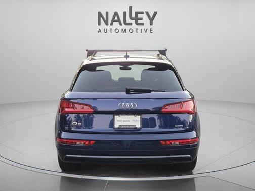 2020 Audi Q5 45 Titanium Premium