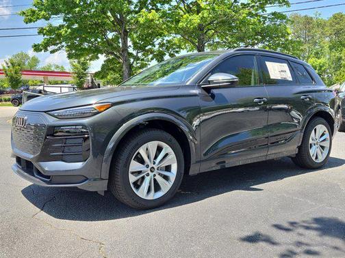 2025 Audi Q6 e-tron Premium Plus