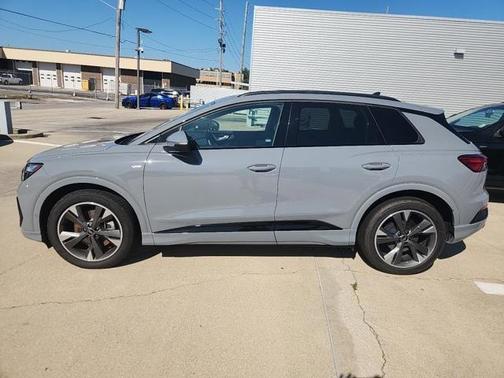 2024 Audi Q4 e-tron Sportback Prestige 55 quattro