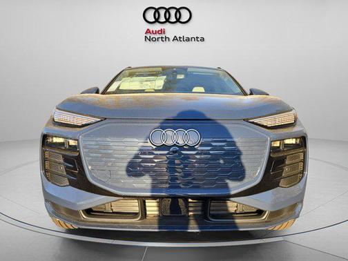 2025 Audi Q6 e-tron Premium Plus