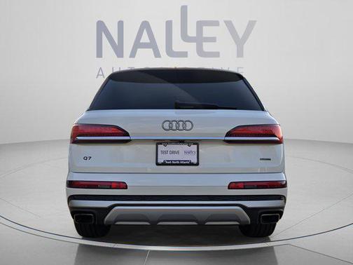 Carrara White 2025 Audi Q7 45 Premium Plus