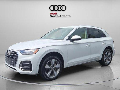 2023 Audi Q5 40 Premium Plus