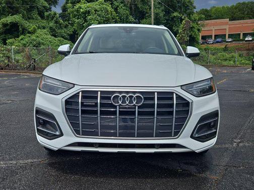 2023 Audi Q5 40 Premium Plus