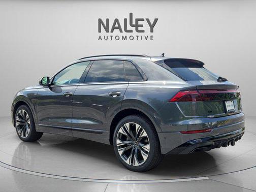 2025 Audi Q8 55 Premium Plus