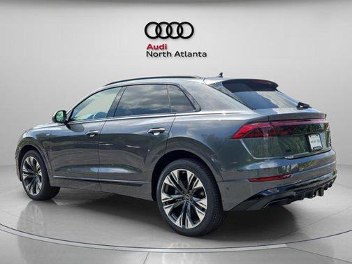 2025 Audi Q8 55 Premium Plus