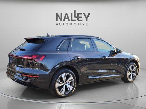 2024 Audi Q8 e-tron Premium