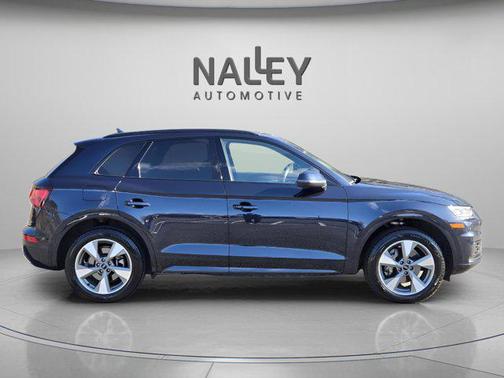 2020 Audi Q5 45 Titanium Premium