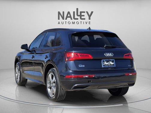 2020 Audi Q5 45 Titanium Premium