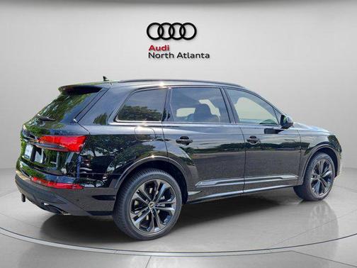 2025 Audi Q7 55 Premium Plus
