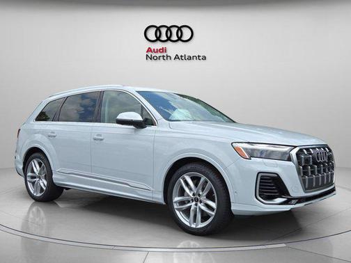 2025 Audi Q7 55 Premium Plus