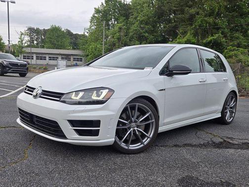 Oryx White Pearl Metallic 2017 Volkswagen Golf R 2.0T DSG