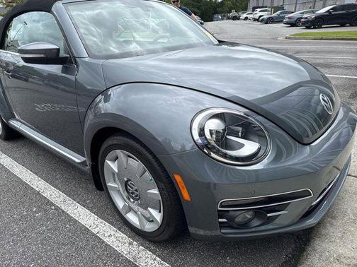 Platinum Gray Metallic 2019 Volkswagen Beetle 2.0T S