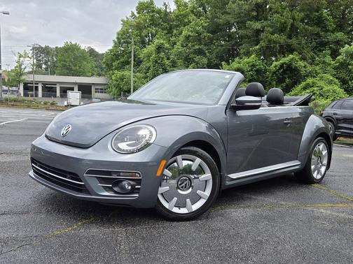 Platinum Gray Metallic 2019 Volkswagen Beetle 2.0T S