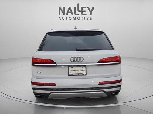 2025 Audi Q7 55 Premium Plus