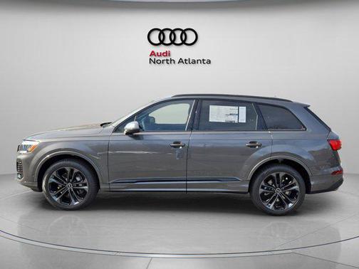 2025 Audi Q7 55 Premium Plus
